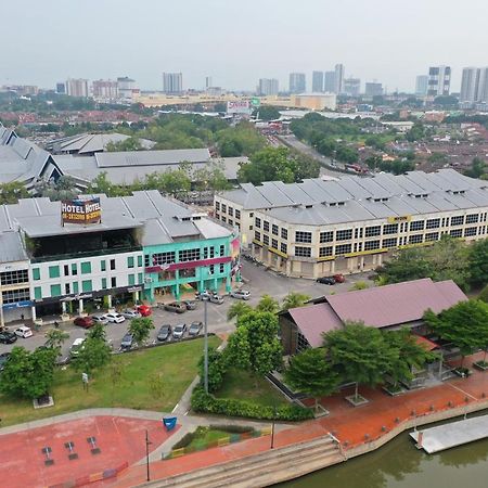 Riverfront Boutique Hotel Malacca Extérieur photo